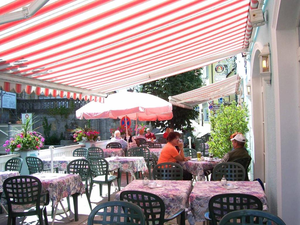 Hotel Krone Goessweinstein Extérieur photo